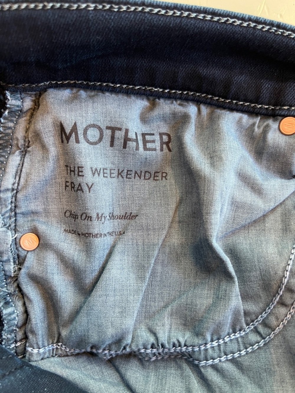 MOTHER The Weekender Fray Mid Rise Flare Size 32 - Picture 12 of 15